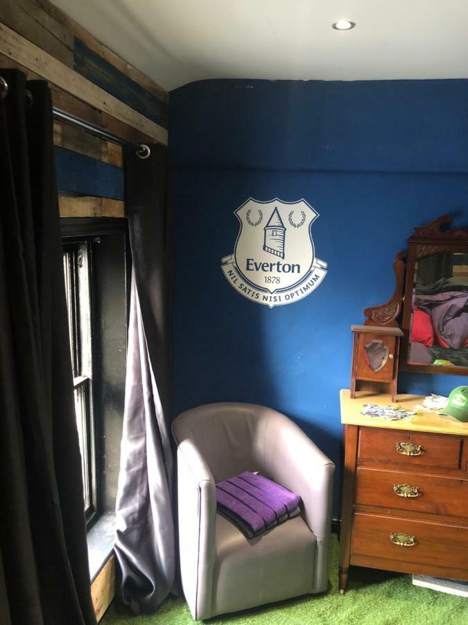 Guest house Party Pad Liverpool